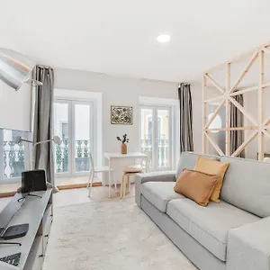 By The River - Alcantara Apartment